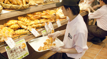 7～16時｜小倉南区｜人気パン屋での販売および製造｜製造経験1年以上必須